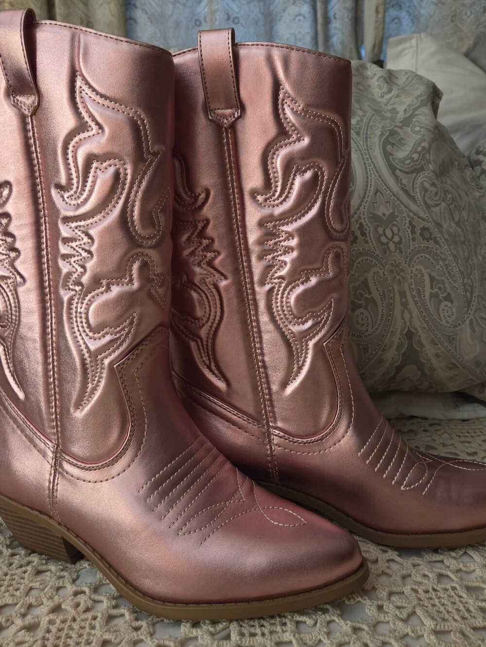 Soda Metallic Rose Gold Cowgirl Boots